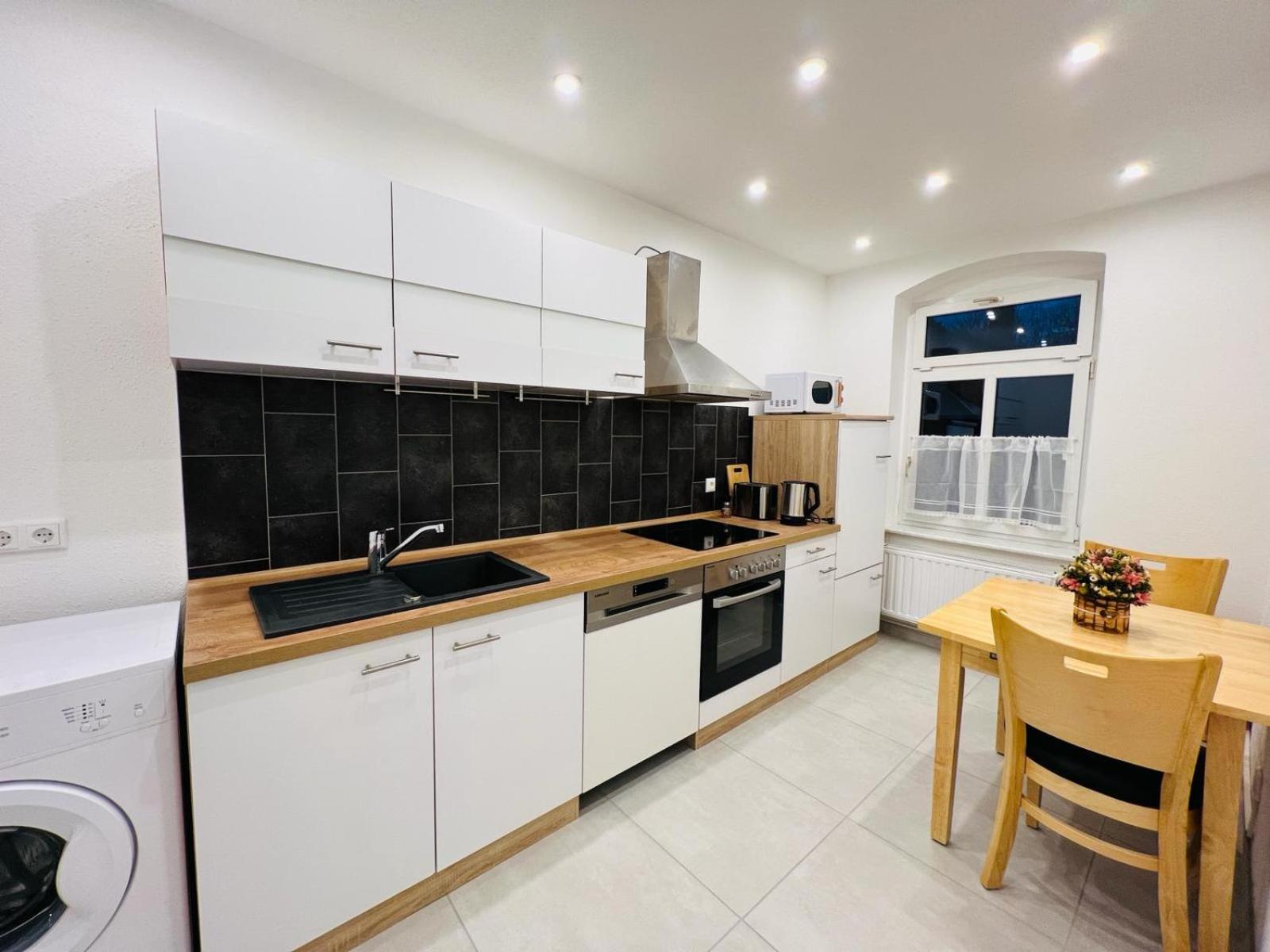 Twenty Five Apartment Bei Dresden - Free Parking, Massage-Stuhl, Netflix & Coffee Machine Heidenau (Saxony) Eksteriør billede