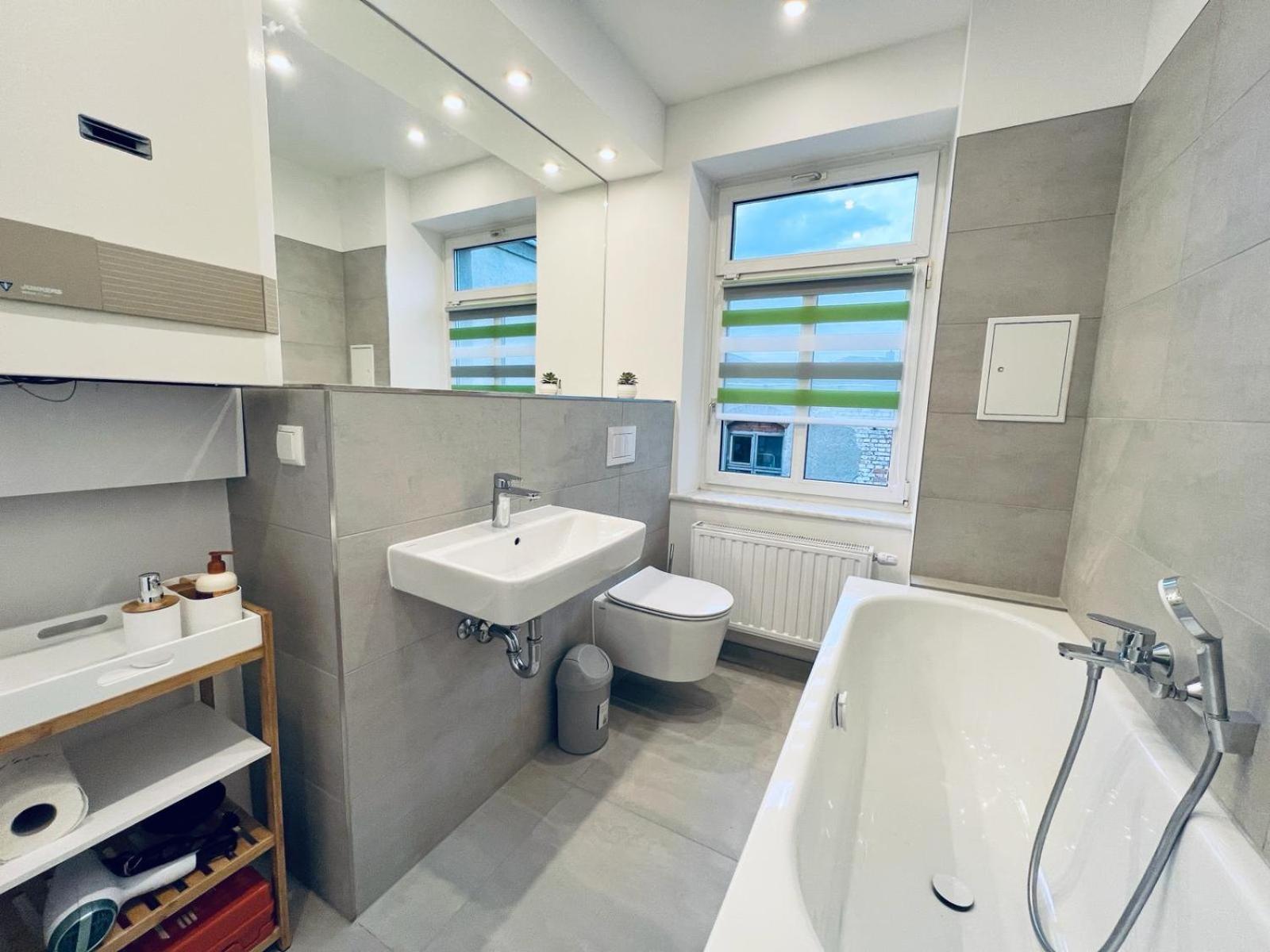 Twenty Five Apartment Bei Dresden - Free Parking, Massage-Stuhl, Netflix & Coffee Machine Heidenau (Saxony) Eksteriør billede
